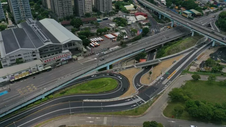 建案熱區巡禮：新北板橋區Tpark科技特區 (遠東通訊園區) - 交通篇